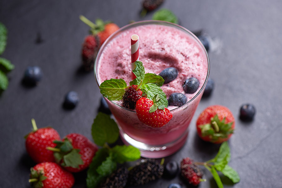 Cut Out Morning Prep Time With These 5 “Grab And Go” Smoothie Recipes